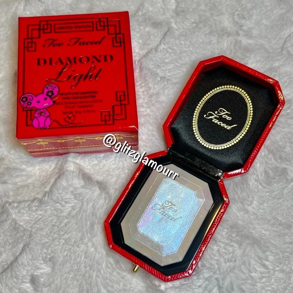 💎Too Faced Diamond Light Highlighter - Chinese New Year Limited Edition💎